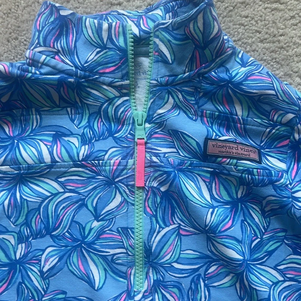 Vineyard Vines Kids Blue Leaf Rashguard - Picture 2 of 5